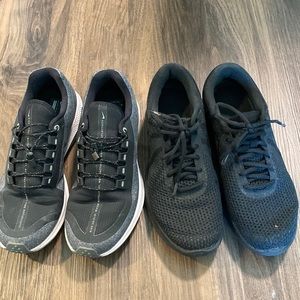 2 pairs Nike Shoes